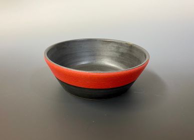 Design objects - Shallow bowl (red) - YOULA SELECTION