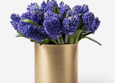 Vases - Vases in matt brass - H. SKJALM P.