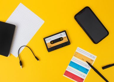 Speakers and radios - Wireless Cassette speaker - SUCK UK