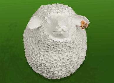 Unique pieces - Black Sheep Trophy in Papier Mache - Sculpture - “LE BIGOUDI” - MARIE TALALAEFF