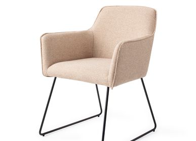 Chairs for hospitalities & contracts - Hofu Chaise de salle à manger - Noyer sauvage, Slide Noir - JESPER HOME