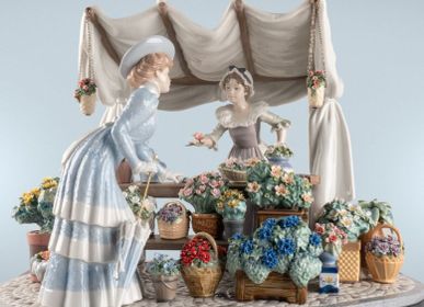 Sculptures, statuettes and miniatures - Flower's Market - Lladró High Porcelain Édition limitée faite à la main - LLADRÓ