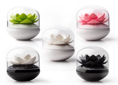 Design objects - LOTUS COTTON BUD HOLDER :  Bathroom Collection : Eco-Friendly Material - QUALY DESIGN OFFICIAL
