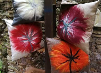 Fabric cushions - Decorative cushion Tarassaco - ELENA KIHLMAN