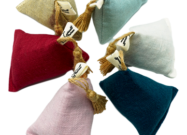 Fabric cushions - Scented pouches pyramid - indoor fragrance diffuser - GAULT PARFUMS