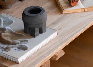Céramique - Belly Pot - neutral color - small minimalist vessel bowl art object product - POAST ATELIER