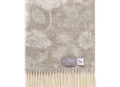 Throw blankets - Couvre-lit en pure laine à fleurs - 130 x 190 cm - J.J. TEXTILE LTD