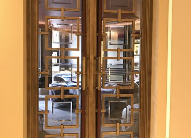 Office desks - Internal doors, luxury hotel - VILLIZANINI
