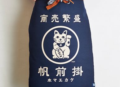 Linge de table textile - Série MAEKAKE_ ICÔNES JAPONAISES (Fujisan/Chat chanceux /Daruma/Saké) - MAEKAKE BY ANYTHING CO.,LTD.