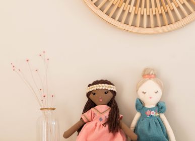Peluches - POUPEE LOLA ET HELENA - AMADEUS LES PETITS