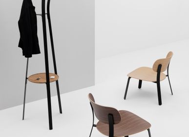 Walk-in closets - Cruso - SPRINGBACK - coat rack & lounge chair - BELGIUM IS DESIGN