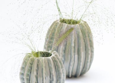 Decorative objects - Vase Bølger handmade ceramic H=15cm D=14,5cm - YLVAYA DESIGN
