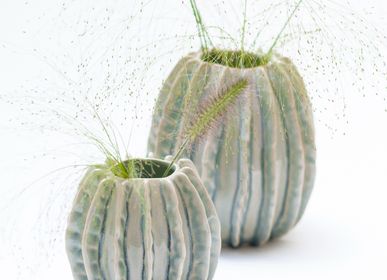 Design objects - Vase Bølger handmade ceramic H=10 cm D=10,5cm - YLVAYA DESIGN