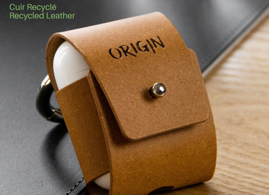 Apparel - AirPods Case 1, 2 and Pro - Recycled Leather & Sustainable - MAISON ORIGIN
