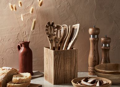 Kitchen utensils - Barbary & Oak Hoxton 5 Piece Ash Wood Utensil Set with Storage Holder - RKW LTD - BARBARY & OAK