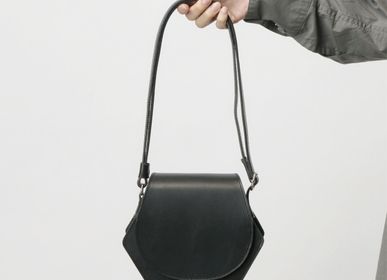 Bags and totes - HEXA - leather shoulder bag - KENTO HASHIGUCHI
