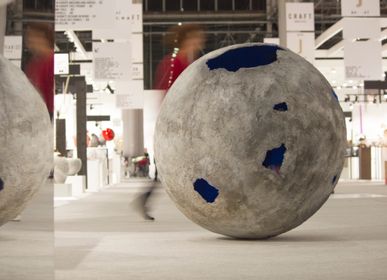 Decorative objects - Meteor/ concrete ball flexible shell. - NATALIE SANZACHE