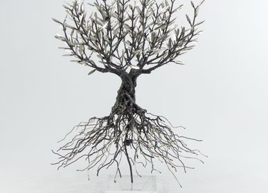 Unique pieces - Olivier brut 31 rameaux sur racines avec socle plexiglas - L'OLIVIER FORGÉ