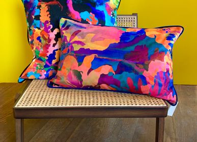 Fabric cushions - “Dawn” velvet cushion - AMÉLIE CHOQUET