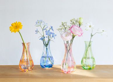 Vases - vase en forme de fleur - ISHIZUKA GLASS CO., LTD.