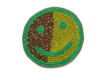 Gifts - Green smiley handmade brooch - HELLEN VAN BERKEL HEARTMADE PRINTS