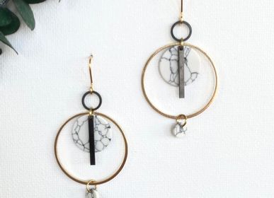 Jewelry - Asymmetrical earrings, gilded with fine gold. - NAO JEWELS