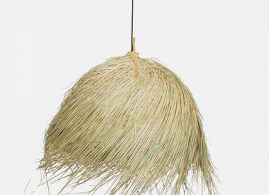 Hanging lights - KARMEN - Palm Leaf Hair Suspension - L'ATELIER DES CREATEURS