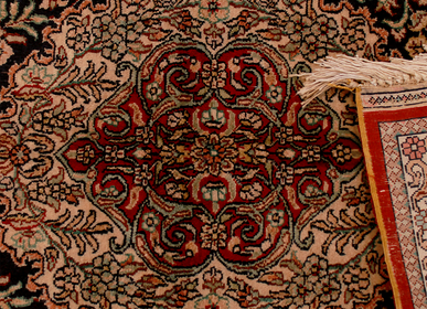 Other caperts - Hand-knotted oriental rugs & carpets in pure silk  - TRESORIENT