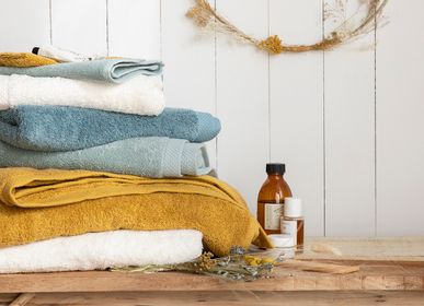 Serviettes de bain - Aqua Safran - Serviette, gant, peignoir et tapis de bain - ESSIX