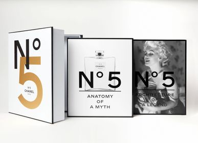 Apparel - Chanel No 5 | Book - NEW MAGS