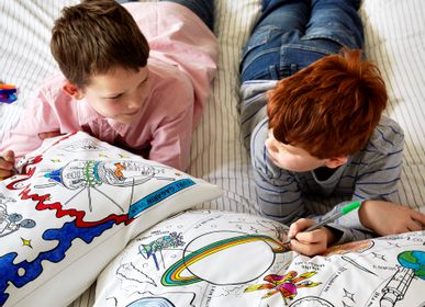 Bed linens - colour & learn space explorer pillowcase - EATSLEEPDOODLE