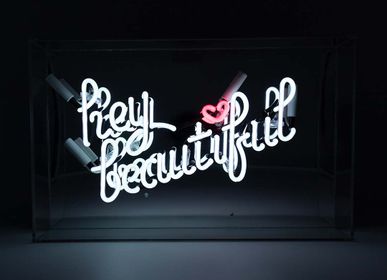 Objets de décoration - Boîte en acrylique « Hey Beautiful » néon - LOCOMOCEAN