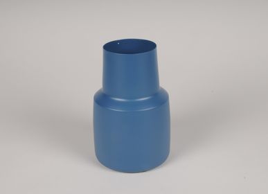 Floral decoration - Blue metal vase D11.5cm H18cm - LE COMPTOIR.COM