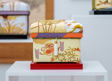Coffrets et boîtes - Chabako japonais, boîte décorative, Kyo-Yuzen teint à la main « Osho-Gatsu (fête du Nouvel An) » - INTERIOR CHABAKO