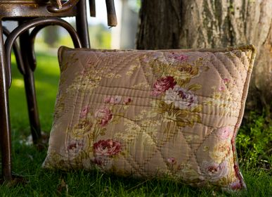 Fabric cushions - Coussins rectangulaires  - ROSE VELOURS