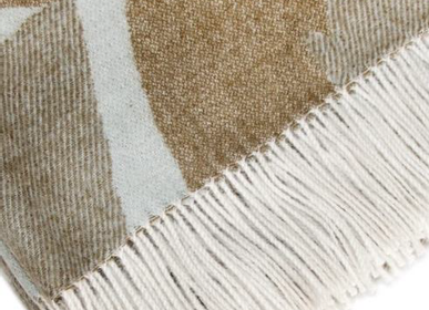 Foulards et écharpes - Plaid 100 % baby alpaga au design abstrait. Luxe et durabilité - PUEBLO