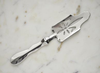 Decorative objects - Fleur de Lys Absinthe Spoon - BONNECAZE ABSINTHE & HOME