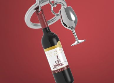 Gifts - Wine& Glass Key Chain - METALMORPHOSE