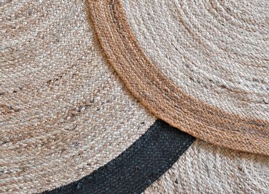 Other caperts - Handwoven round jute rugs - LA MAISON DE LILO