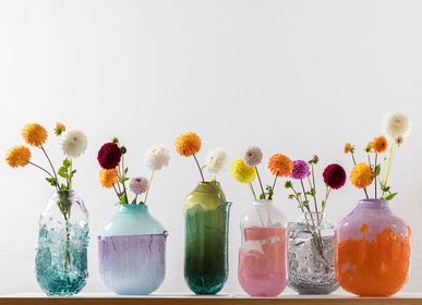 Objets design - Vase récupéré, taille moyenne, rouge et blanc - DAVID VALNER STUDIO