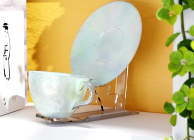 Artistic hardware - Plexiglas saucer and cup display - LA BULLE