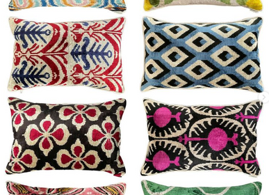 Cushions - CUSHION IKAT (velvet/silk) - NADIA DAFRI PARIS