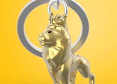 Cadeaux - Lion and Crown Key Chain - METALMORPHOSE