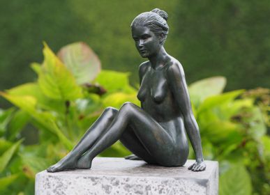 Sculptures, statuettes et miniatures - Sculpture FILLE  - THERMOBRASS