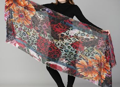 Scarves - WOOL SCARF WITH EMBROIDERY - HINAR CORPORATION