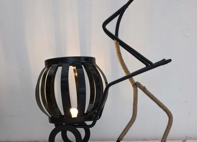 Design objects - people in tealight holders, - LA COMMANDERIE
