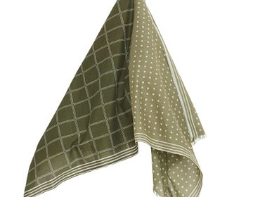 Foulards et écharpes - Mountain Green scarf - HELLEN VAN BERKEL HEARTMADE PRINTS