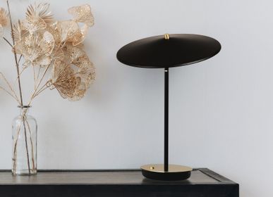Table lamps - Artist Table Lamp - KITBOX DESIGN