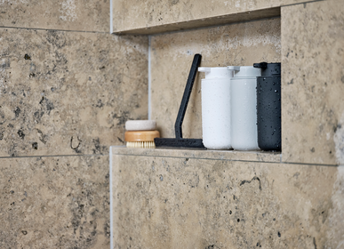 Soap dishes - Soap dispenser Ume Black H19 - ZONE DENMARK