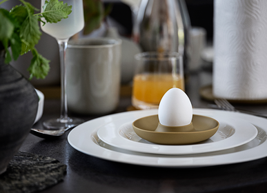 Kitchen utensils - Egg cup w. holder Khaki 4 pcs. w. holder - ZONE DENMARK